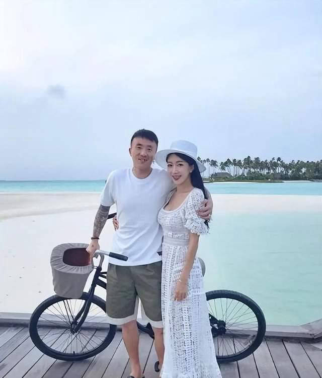 王永珀隐居美国，成为洛杉矶华人球王